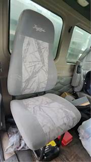 Freightliner Cascadia 125 Right Seat