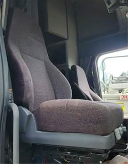 Freightliner Cascadia 125 Right Seat