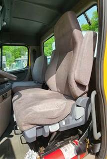 Freightliner Cascadia 125 Left Seat