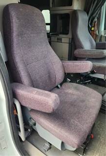 Freightliner Cascadia 125 Right Seat