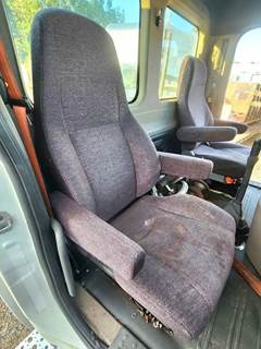 Freightliner Cascadia 125 Right Seat