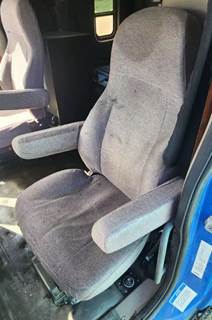 Freightliner Cascadia 125 Left Seat