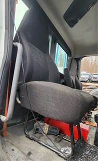 Freightliner Cascadia 126 Right Seat