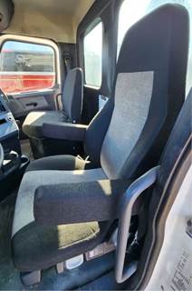 Freightliner Cascadia 126 Left Seat