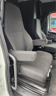 Freightliner Cascadia 126 Right Seat