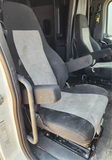 Freightliner Cascadia 126 Right Seat