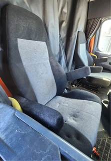 Freightliner Cascadia 126 Right Seat