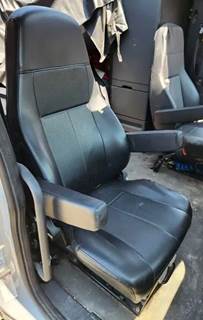 Freightliner Cascadia 126 Right Seat
