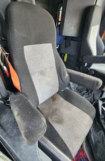 Freightliner Cascadia 126 Right Seat