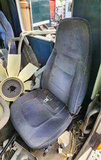 Freightliner Columbia 120 Left Seat