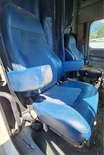 Freightliner Columbia 120 Right Seat