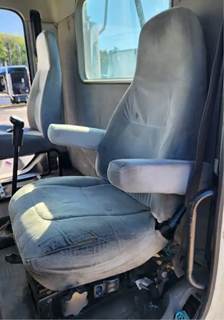 Freightliner Columbia 120 Left Seat