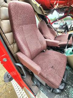 Freightliner Coronado 132 Right Seat for a 2020 Freightliner Coronado 132 Glider