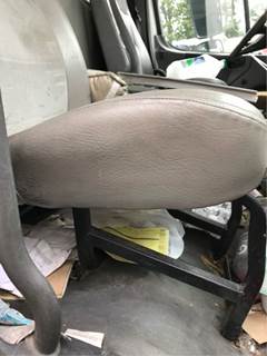 Freightliner M2 106 Seat