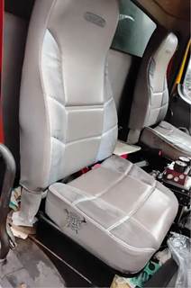 Freightliner M2 106 Right Seat for a 2011 Freightliner M2 106 Heavy Duty