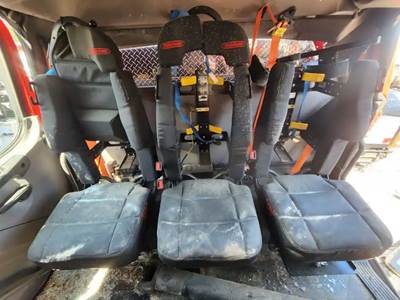 Freightliner M2 106 Seat