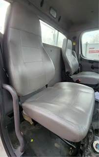 Freightliner M2 112 Right Seat for a 2016 Freightliner M2 112 Medium Duty