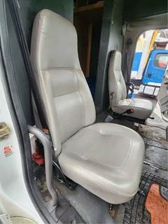 Freightliner M2 112 Right Seat for a 2007 Freightliner M2 112 Medium Duty