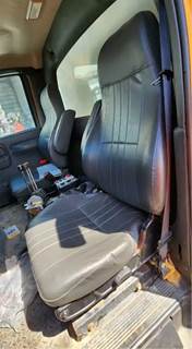 GMC C8500 Left Seat