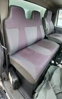 International DuraStar 4300 Right Seat