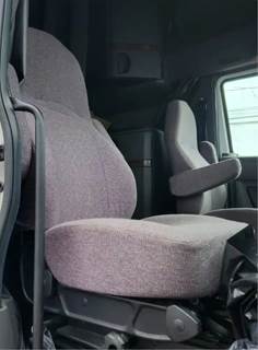 International LT625 Right Seat