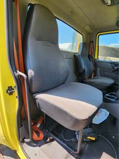 International RH613 Right Seat