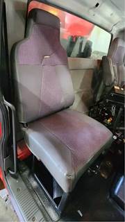 International WorkStar 7600 Right Seat