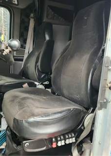 Kenworth T600 Left Seat