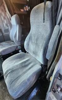 Kenworth T660 Left Seat