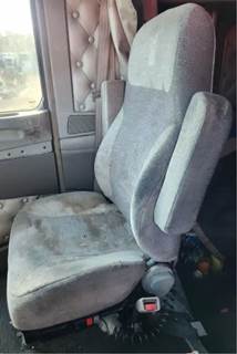 Kenworth T660 Right Seat