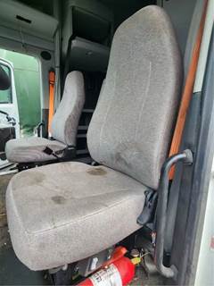 Kenworth T680 Left Seat