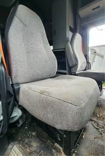 Kenworth T680 Right Seat