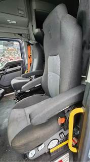 Kenworth T680 Left Seat