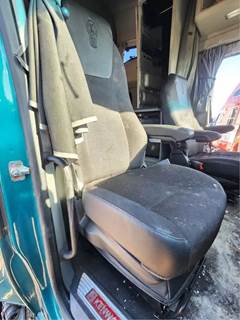 Kenworth T680 Right Seat