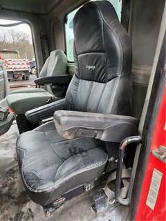 Kenworth T880 Left Seat