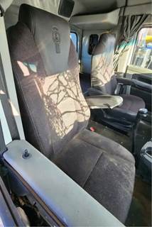Kenworth T880 Right Seat