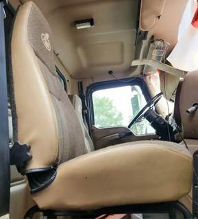 Mack Granite CV713 Right Seat for a 2006 Mack CV713 Granite