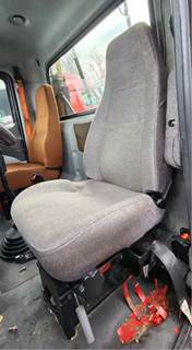 Mack Pinnacle CXU612 Left Seat for a 2013 Mack CXU612