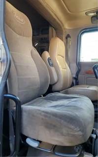 Peterbilt 379 Right Seat