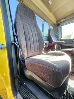 Peterbilt 579 Right Seat