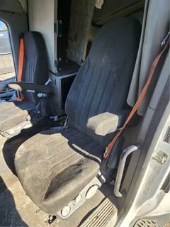 Peterbilt 579 Left Seat