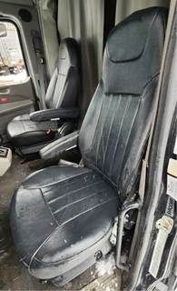 Peterbilt 579 Left Seat