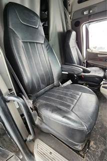 Peterbilt 579 Right Seat