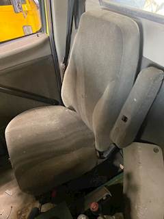 Sterling L9500 Seat