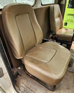 Sterling L9500 Right Seat