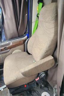 Volvo VNL Right Seat