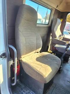 Volvo VNL Right Seat