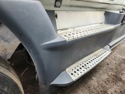 Freightliner Cascadia 125 Left Fairing