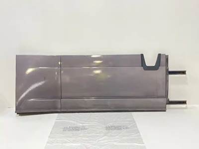 Freightliner Cascadia 125 Right Fairing