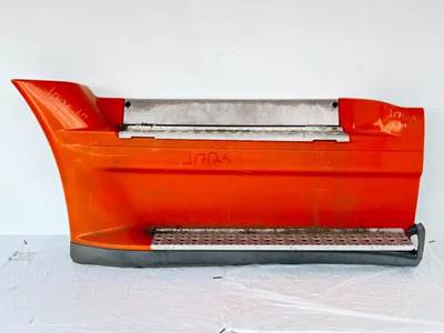 Freightliner Cascadia 125 Left Fairing